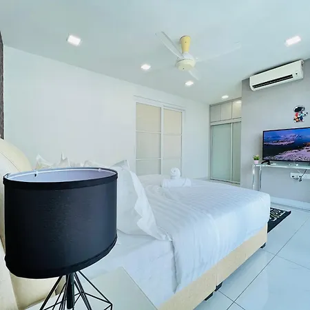 Trefoil Setia Alam By Deurban Apartment Shah Alam Exterior photo