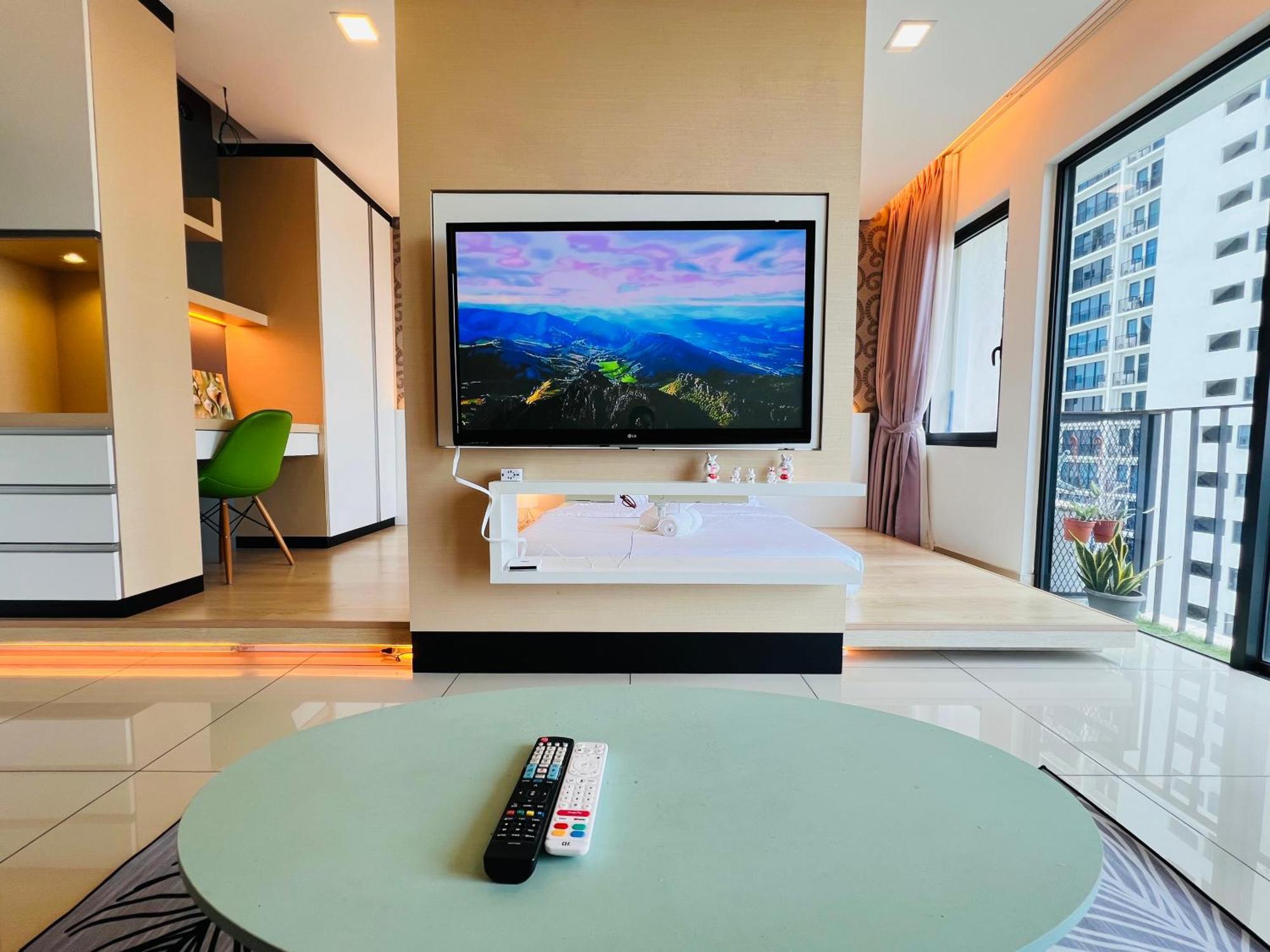 Apartment Trefoil Setia Alam By Deurban