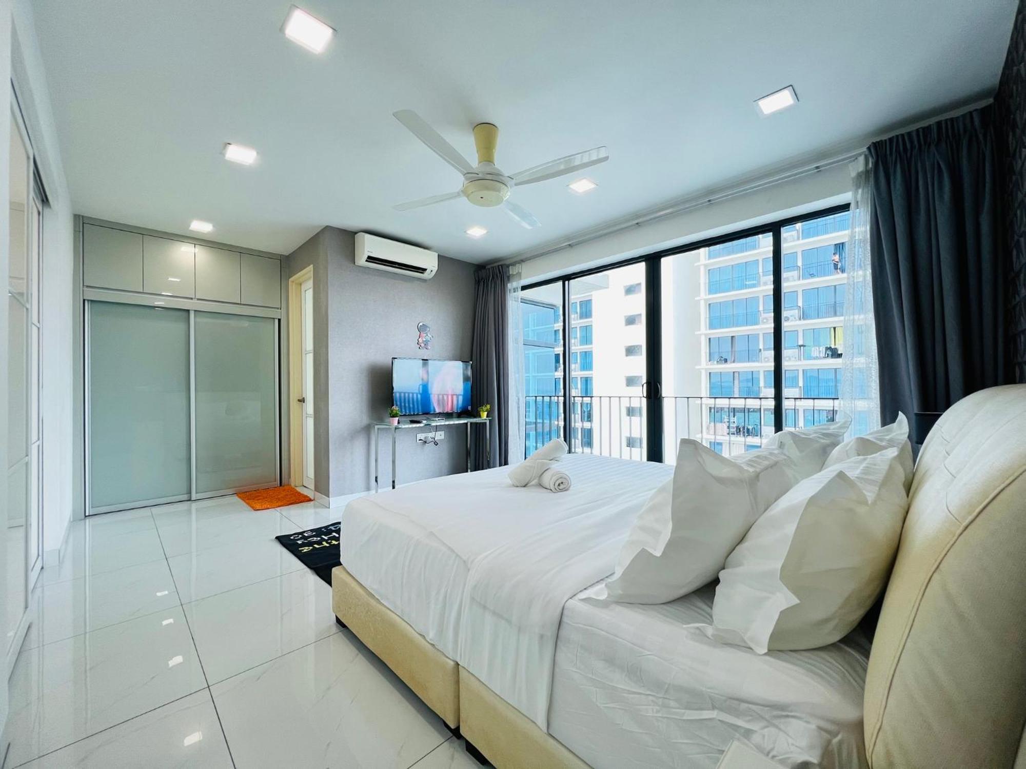 Apartment Trefoil Setia Alam By Deurban Shah Alam